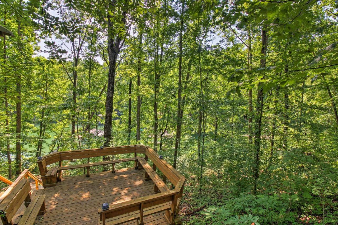 Spacious Georgia Getaway With Dock On Lake Lanier! Гейнсвилл Экстерьер фото